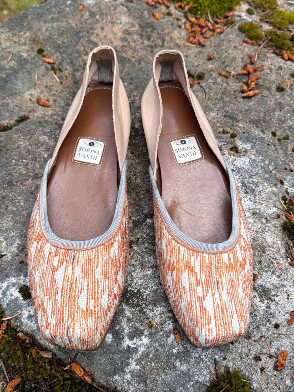 Simona Vanth Square Toe Orange & White and Leather Flats Size 8
